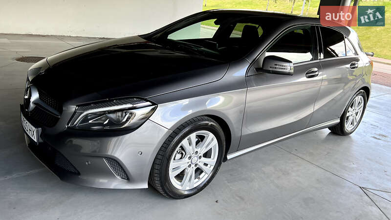 Хетчбек Mercedes-Benz A-Class 2017 в Звягелі