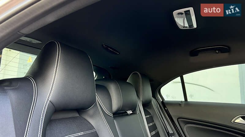 Хетчбек Mercedes-Benz A-Class 2017 в Звягелі