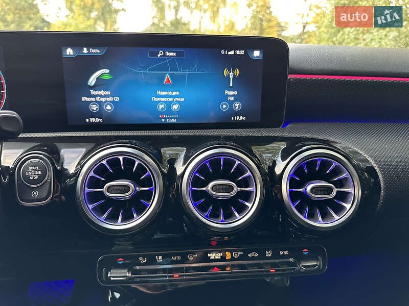 Хэтчбек Mercedes-Benz A-Class 2019 в Лохвице