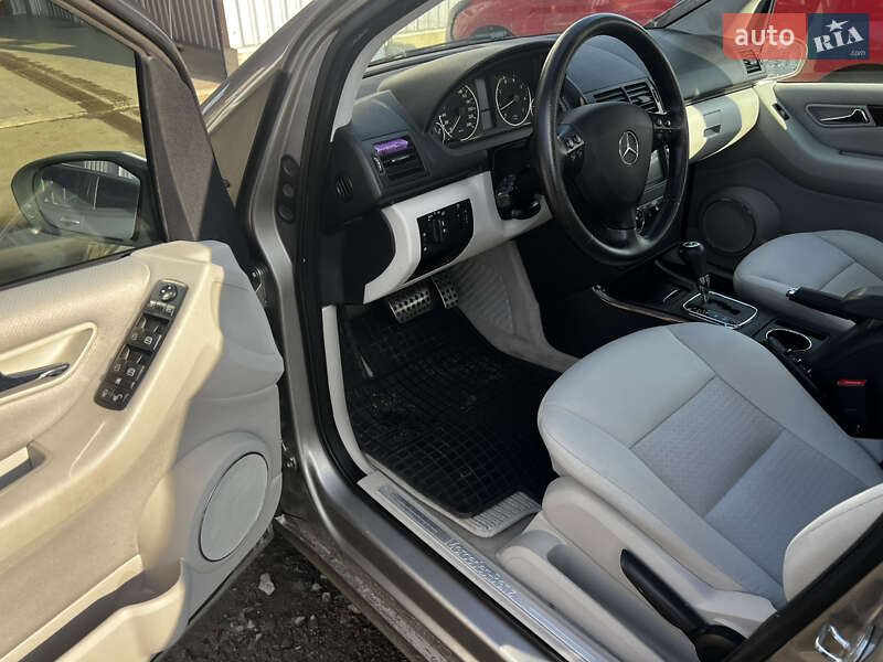 Хэтчбек Mercedes-Benz A-Class 2007 в Луцке фото 9 Хэтчбек Mercedes-Benz A-Class 2007 в Луцке
