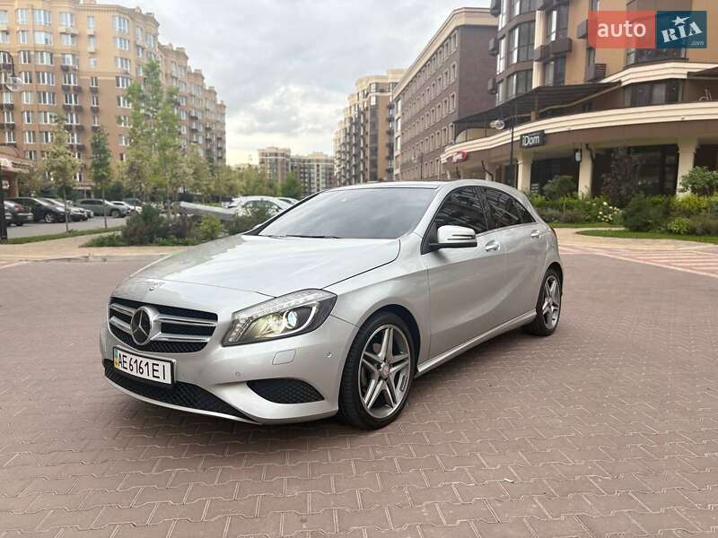 Хетчбек Mercedes-Benz A-Class 2012 в Києві фото 9 Хетчбек Mercedes-Benz A-Class 2012 в Києві