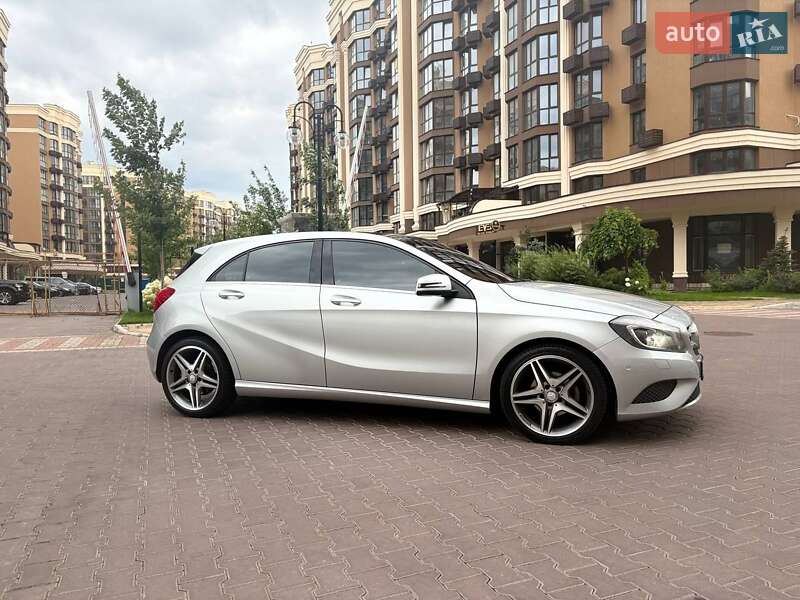 Хетчбек Mercedes-Benz A-Class 2012 в Києві фото 20 Хетчбек Mercedes-Benz A-Class 2012 в Києві