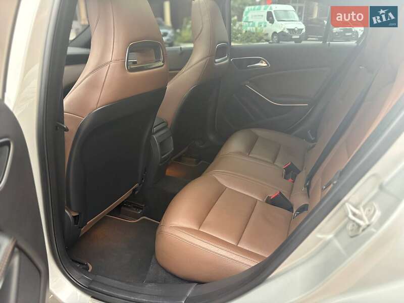 Хетчбек Mercedes-Benz A-Class 2012 в Києві фото 28 Хетчбек Mercedes-Benz A-Class 2012 в Києві