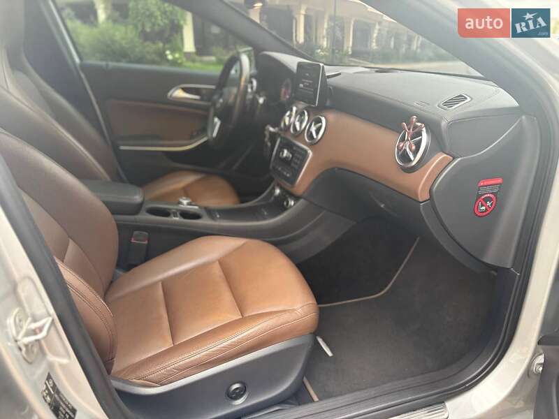 Хетчбек Mercedes-Benz A-Class 2012 в Києві фото 36 Хетчбек Mercedes-Benz A-Class 2012 в Києві