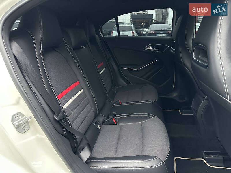 Хетчбек Mercedes-Benz A-Class 2012 в Києві фото 33 Хетчбек Mercedes-Benz A-Class 2012 в Києві