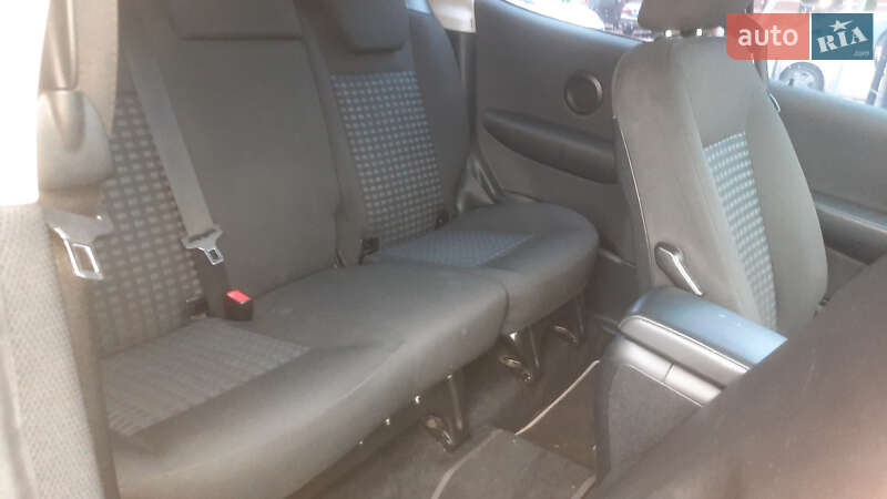 Хэтчбек Mercedes-Benz A-Class 2010 в Киеве фото 22 Хэтчбек Mercedes-Benz A-Class 2010 в Киеве