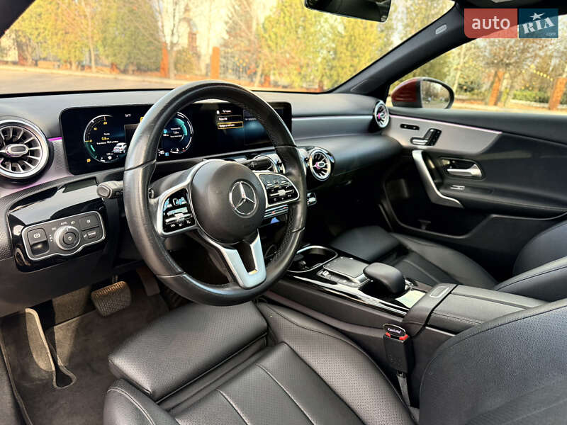 Седан Mercedes-Benz A-Class 2021 в Кривому Розі фото 44 Седан Mercedes-Benz A-Class 2021 в Кривому Розі