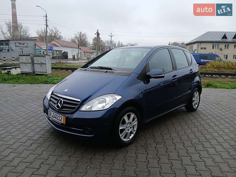 Хэтчбек Mercedes-Benz A-Class 2010 в Черновцах