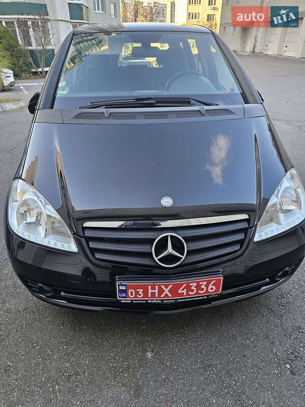 Хэтчбек Mercedes-Benz A-Class 2012 в Ровно фото Хэтчбек Mercedes-Benz A-Class 2012 в Ровно