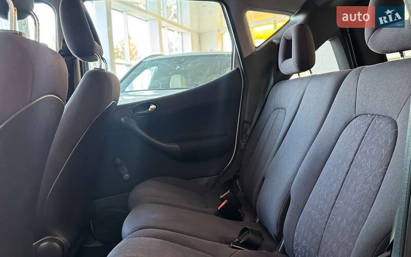 Хэтчбек Mercedes-Benz A-Class 2002 в Шептицькому