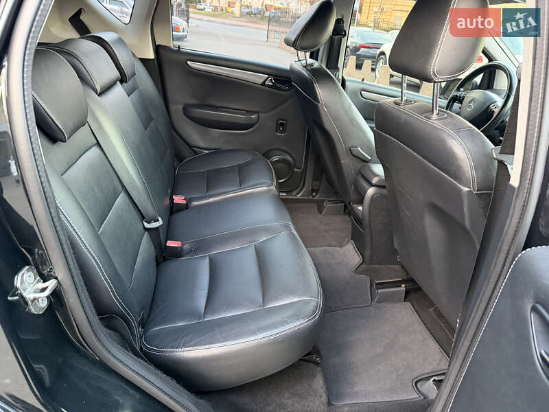 Хэтчбек Mercedes-Benz A-Class 2010 в Киеве