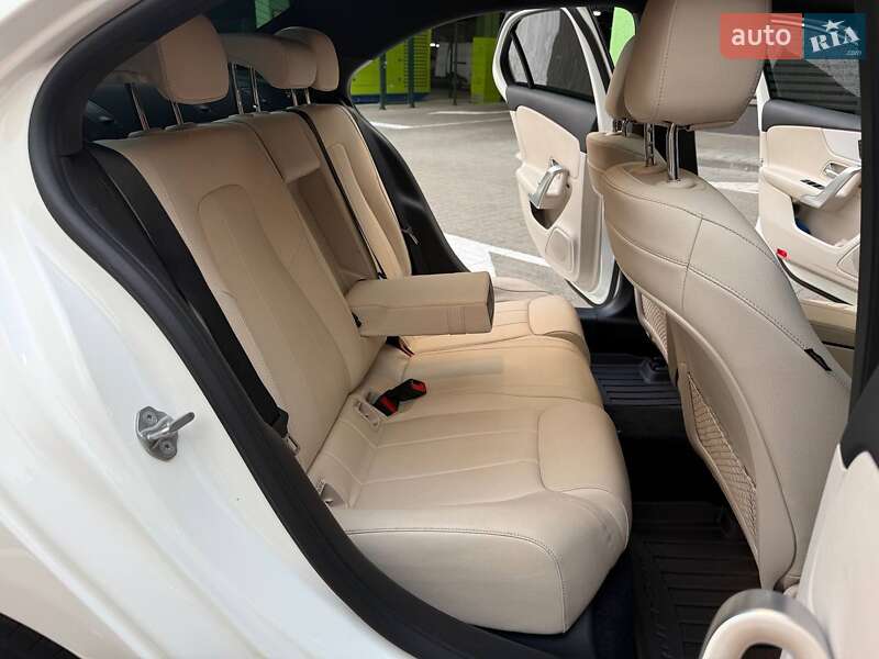 Седан Mercedes-Benz A-Class 2020 в Киеве