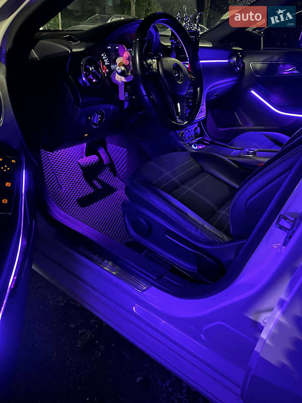 Хэтчбек Mercedes-Benz A-Class 2013 в Киеве фото 10 Хэтчбек Mercedes-Benz A-Class 2013 в Киеве