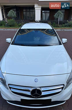 Хэтчбек Mercedes-Benz A-Class 2013 в Киеве