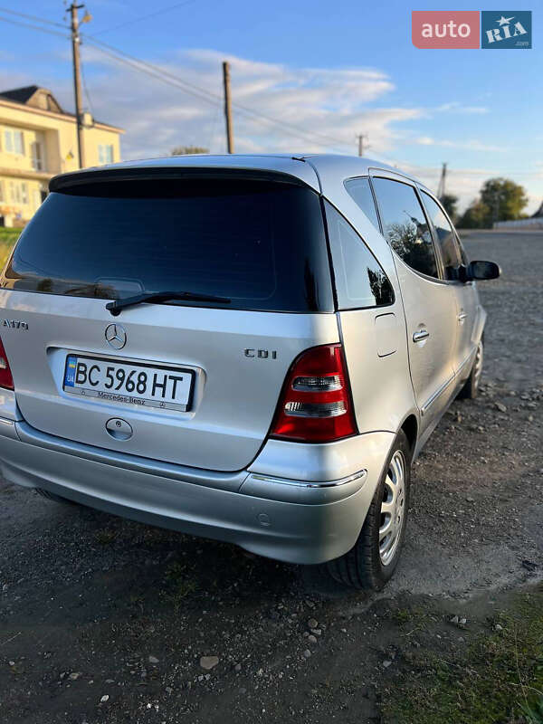 Хэтчбек Mercedes-Benz A-Class 2002 в Самборе фото 9 Хэтчбек Mercedes-Benz A-Class 2002 в Самборе