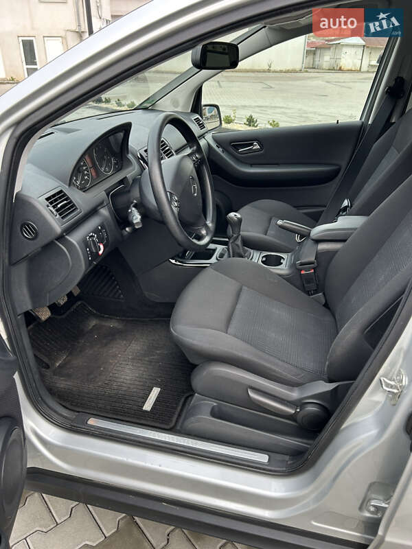 Хетчбек Mercedes-Benz A-Class 2009 в Ужгороді