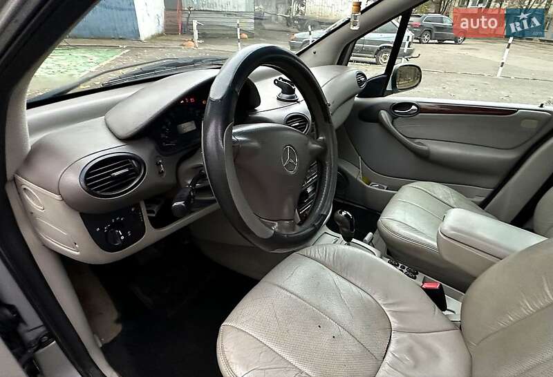 Хэтчбек Mercedes-Benz A-Class 2001 в Одессе