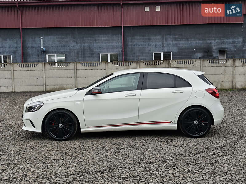 Хетчбек Mercedes-Benz A-Class 2016 в Луцьку