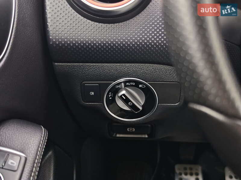 Хетчбек Mercedes-Benz A-Class 2016 в Луцьку