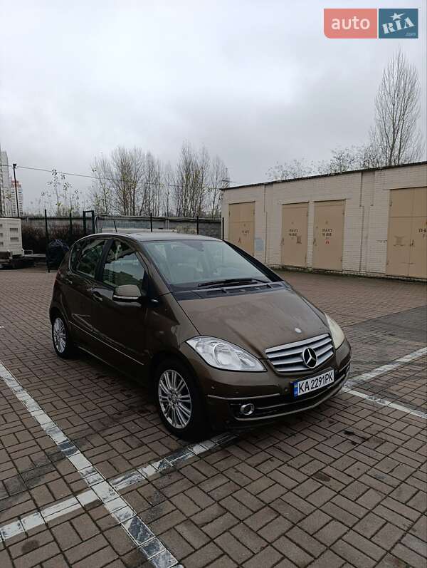 Mercedes-Benz A-Class 2009