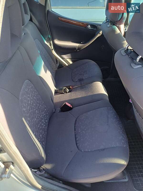 Хэтчбек Mercedes-Benz A-Class 2002 в Львове фото 8 Хэтчбек Mercedes-Benz A-Class 2002 в Львове