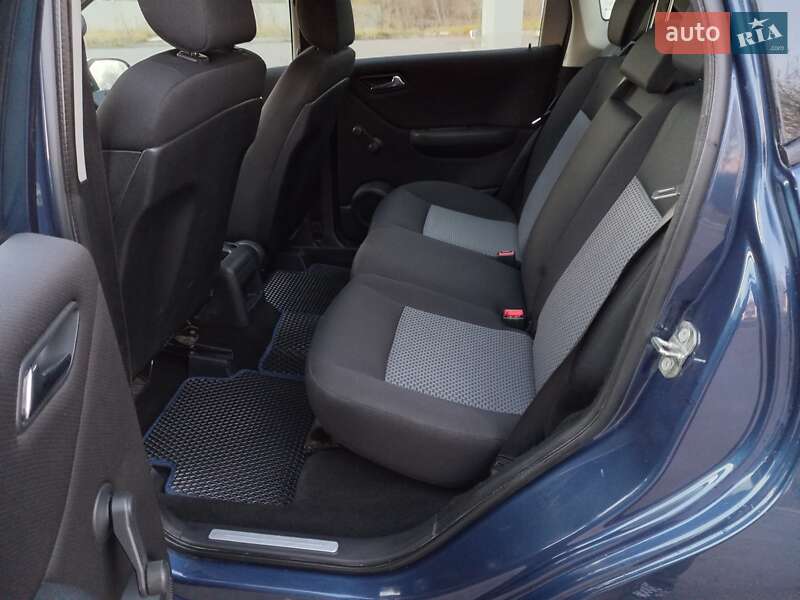 Хэтчбек Mercedes-Benz A-Class 2005 в Хмельницком фото 17 Хэтчбек Mercedes-Benz A-Class 2005 в Хмельницком