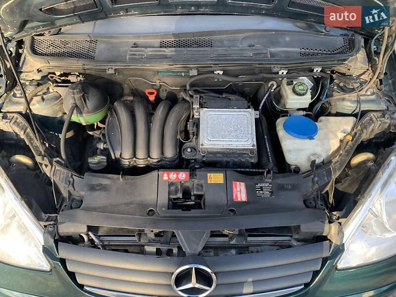 Хетчбек Mercedes-Benz A-Class 2005 в Києві фото 25 Хетчбек Mercedes-Benz A-Class 2005 в Києві