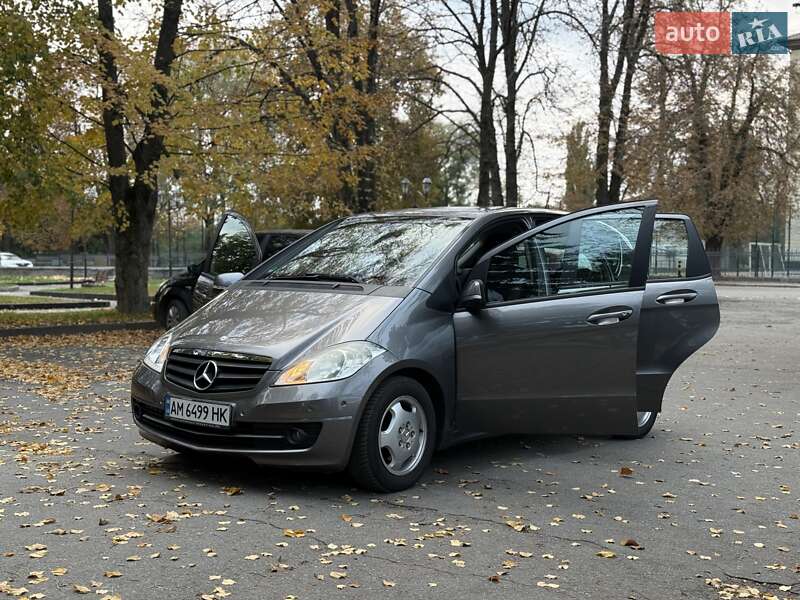 Хетчбек Mercedes-Benz A-Class 2010 в Коростишеві