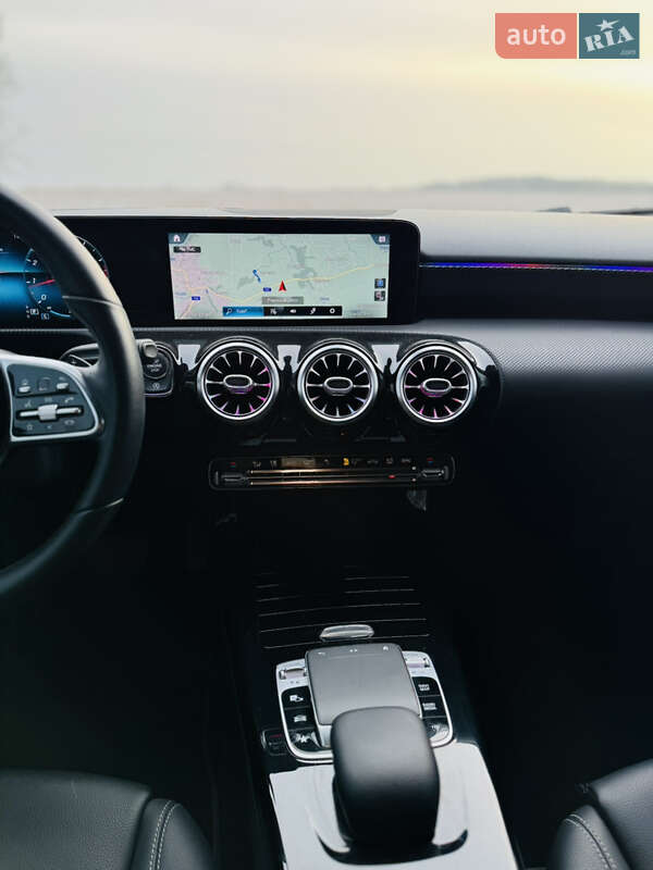 Хетчбек Mercedes-Benz A-Class 2019 в Лохвиці