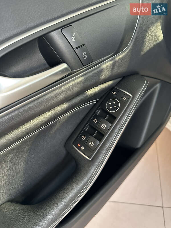 Хэтчбек Mercedes-Benz A-Class 2016 в Одессе