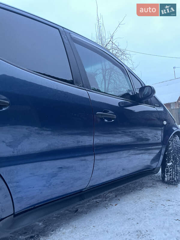 Хетчбек Mercedes-Benz A-Class 2000 в Оброшине