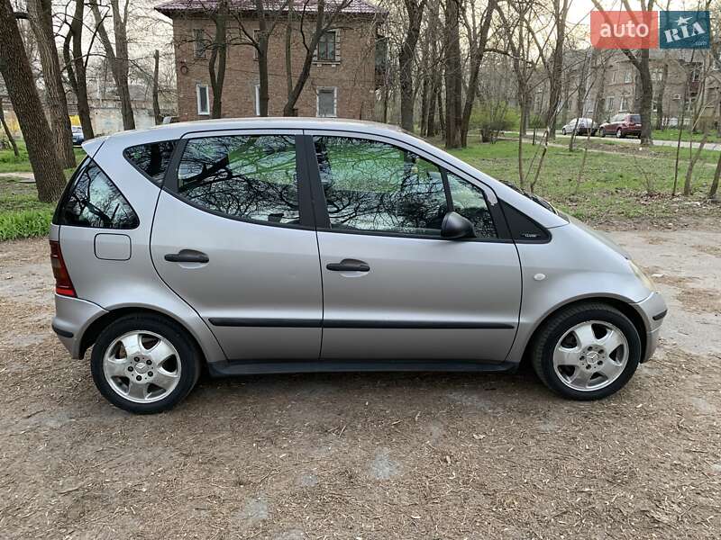 Хэтчбек Mercedes-Benz A-Class 2000 в Запорожье фото 3 Хэтчбек Mercedes-Benz A-Class 2000 в Запорожье