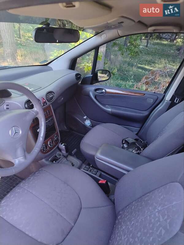 Хетчбек Mercedes-Benz A-Class 2002 в Запоріжжі фото 8 Хетчбек Mercedes-Benz A-Class 2002 в Запоріжжі