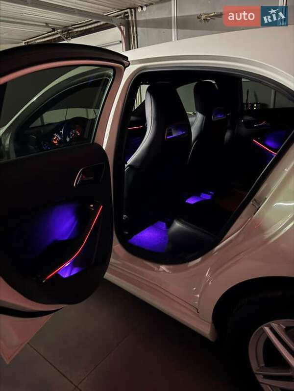 Хэтчбек Mercedes-Benz A-Class 2013 в Киеве