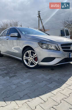 Хетчбек Mercedes-Benz A-Class 2012 в Івано-Франківську