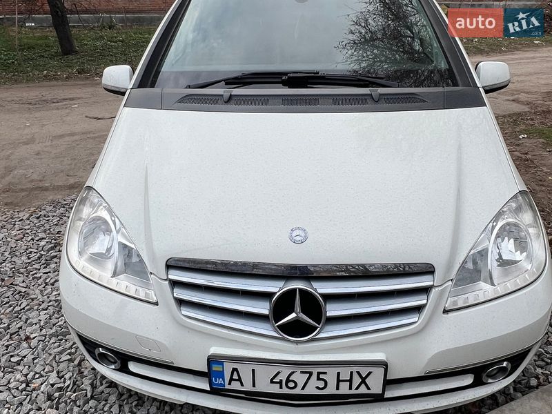 Mercedes-Benz A-Class 2011