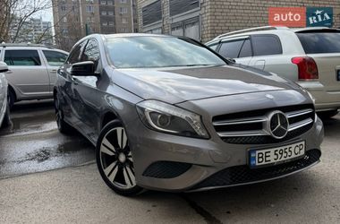 Хетчбек Mercedes-Benz A-Class 2014 в Южноукраїнську