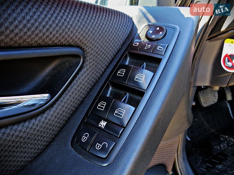 Хэтчбек Mercedes-Benz A-Class 2011 в Черкассах