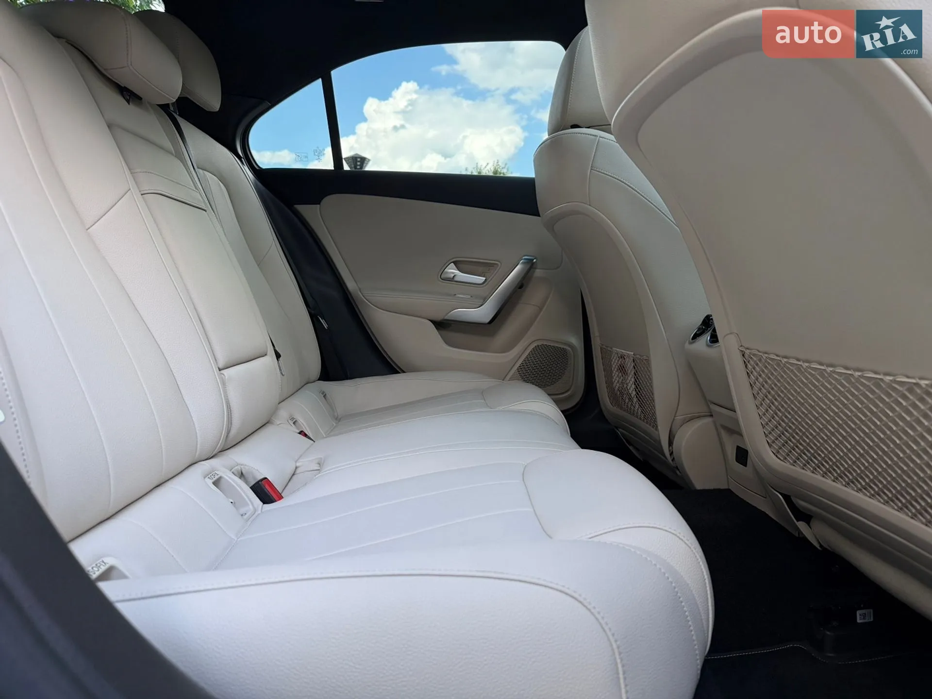 2022 Mercedes-Benz A-klasse - мініатюра 31