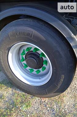 Зерновоз Mercedes-Benz Actros 2002 в 