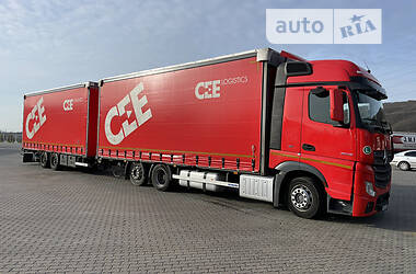 Тентованый Mercedes-Benz Actros 2015 в Мукачево