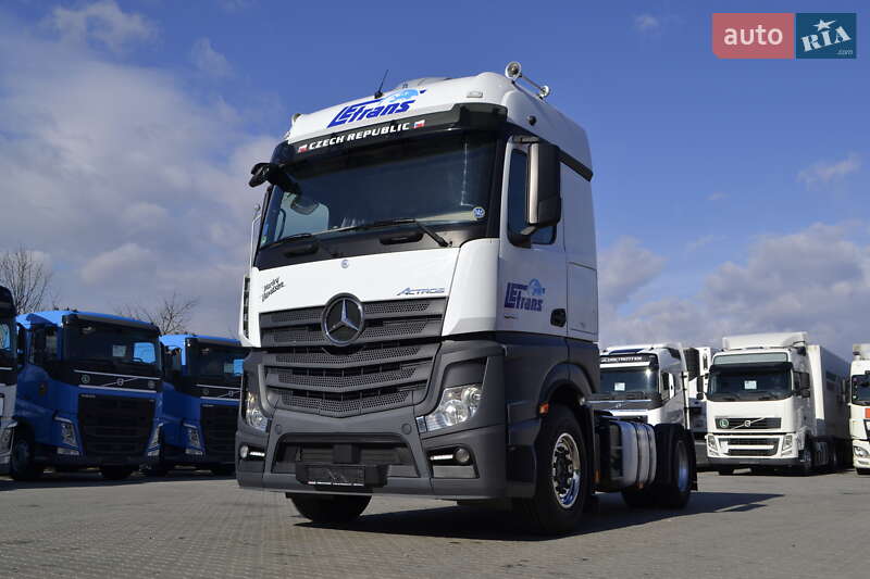 Тягач Mercedes-Benz Actros 2014 в Хусте