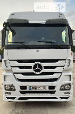 Тягач Mercedes-Benz Actros 2011 в Тячеві