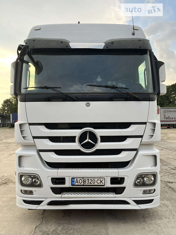 Mercedes-Benz Actros 2011
