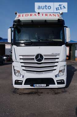 Тягач Mercedes-Benz Actros 2014 в Киеве