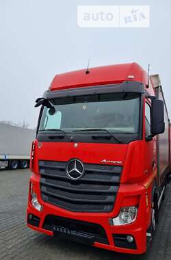 Тентованый Mercedes-Benz Actros 2015 в Черновцах