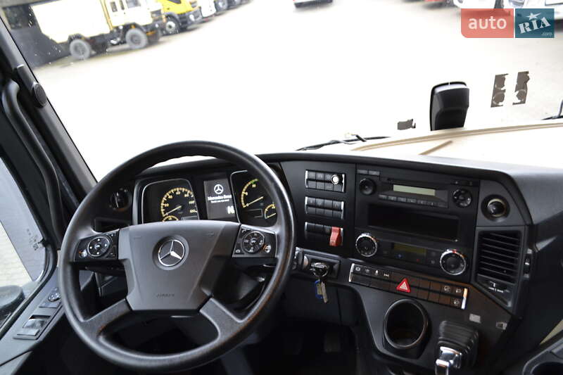 Тягач Mercedes-Benz Actros 2014 в Хусте