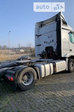 Тягач Mercedes-Benz Actros 2017 в 