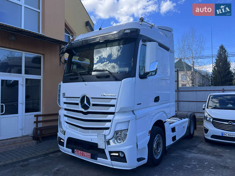 Mercedes-Benz Actros 2011