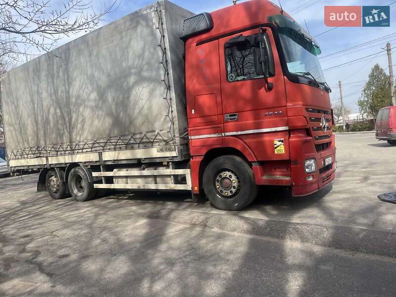 Тентованый Mercedes-Benz Actros 2005 в Одессе